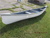 14ft fiberglass canoe and 2 paddles