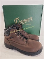 New Women's 9.5 Danner Caliper Waterproof Boots