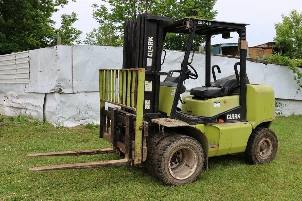 CLARK CDP40 DIESEL OUTDOOR FORKLIFT