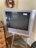 Toshiba TV w/Built in VHS & DVD Player