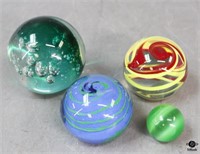 Art Glass Paperweights / 4 pc