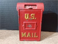 Cast iron still US Mailbox bank
