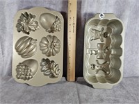 NORDIC WARE PANS LOT OF 2