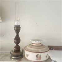 HURRICANE LAMP & SHADE (MIßING SHADE HANGER)