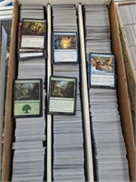 LARGE GROUP OF MAGIC THE GATHERING CARDS