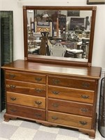 8 Drawer Mahogany Dresser with Mirror