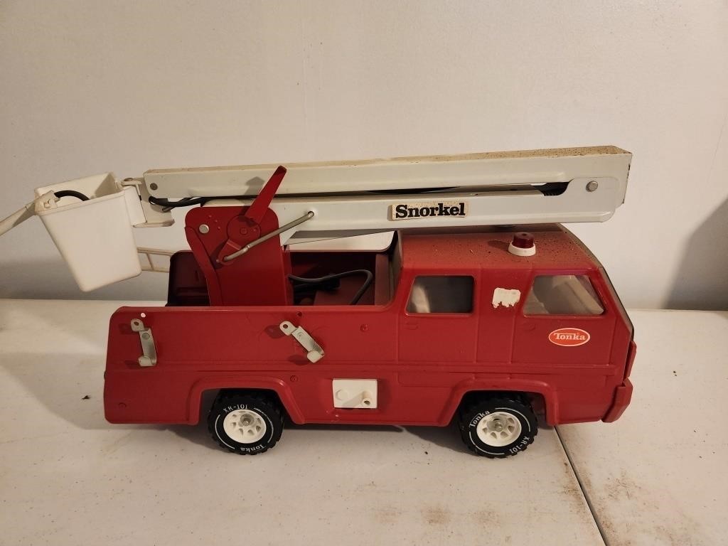 Vintage Tonka Snorkel Fire Truck