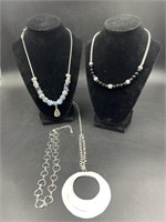 "Mom" Beaded Necklace, Silver Circle Necklace