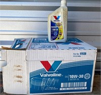 NOS Vintage Valvoline Oil Cans 10W-30 (7)