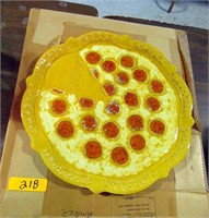 16" Pizza Dish w/Box