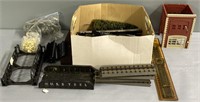 Lionel Train Rails & Accessories Lot Collection