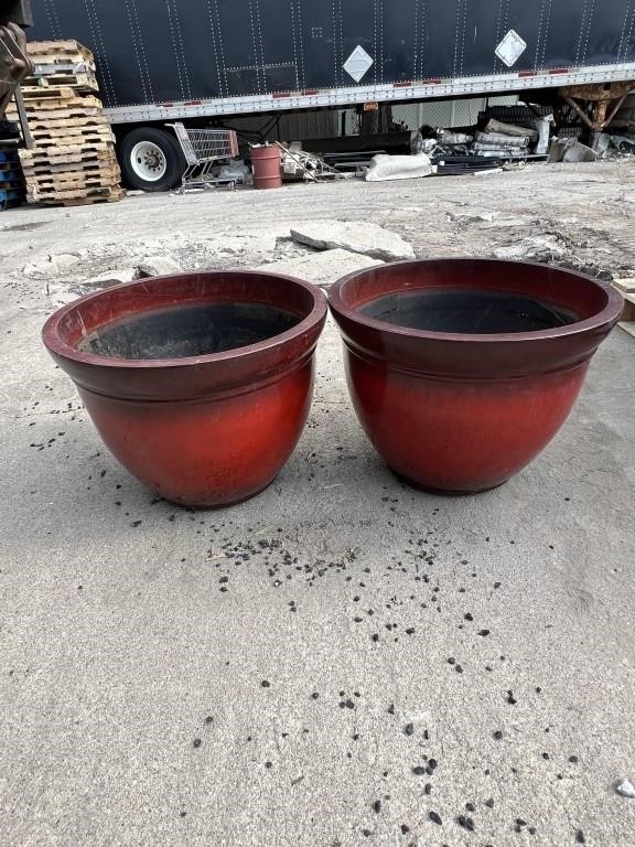 2 Large Planter Pots