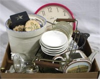 Tray lot of Assorted Items