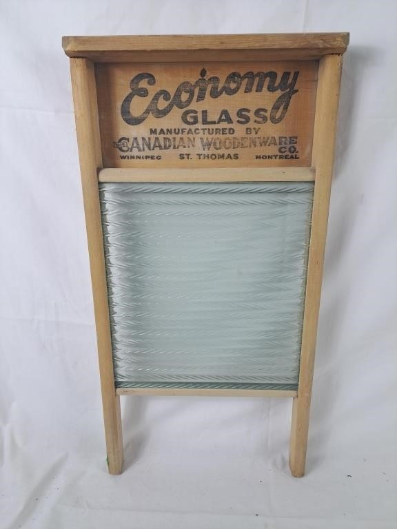 Economy Glass Wash Board. Canadian Woodenware Co