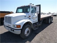 1999 International 4900 T/A Flatbed Dump Truck