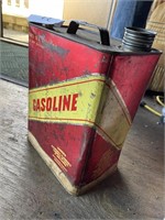 2 GAL GASOLINE CAN
