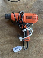 BLACK AND DECKER ELECTRIC DRILL