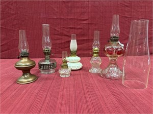 6 Small Oil Lamps and Chimney, various sizes : 4