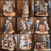 Collectable Holly Hobbie Figurines on Bases