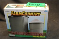 Farm & Country Grain Bin Playset NIB
