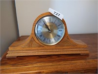 Howard Miller Battery Operated Mantle Clock