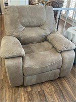 Electric Recliner LIKE BRAND NEW