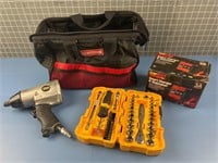 CRAFTSMAN TOOL TOTE / IMPACT DRILL / SMART CHARGER