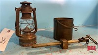 Feuerhand Antique Lantern +Antique Scale and Pot