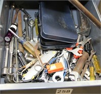 Drawer lot: asstd tools, wrenches, sockets
