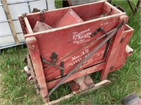 Hart Emerson Kicker Grain Cleaner