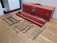 RED  Tool Box6Wx19Lx7inH + CONTENTS #Husky Sockets
