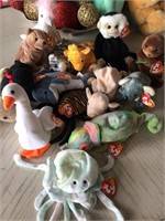 Lot of 15 Assorted Beanie Babies