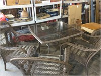 42” Wicker Patio Table W/4 Chairs, Glass Top