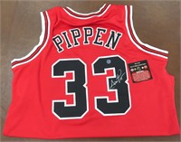 Scottie Pippen signed Jersey with Elite COA