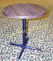 SMALL ROUND TABLES (IRON BASE)