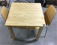Wood table w/ two wood/metal chairs 29x29x29.5