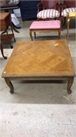 OAK COFFEE TABLE 36X15