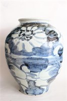 Yuan Chinese Blue and White Porcelain Jar