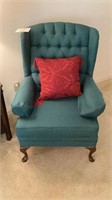 Chair with pillow