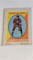 1970 71 Topps Hockey Stamp Garry Unger