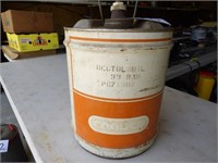 Conoco oil can