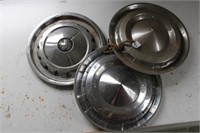 Set of 3 Chevy Hubcaps