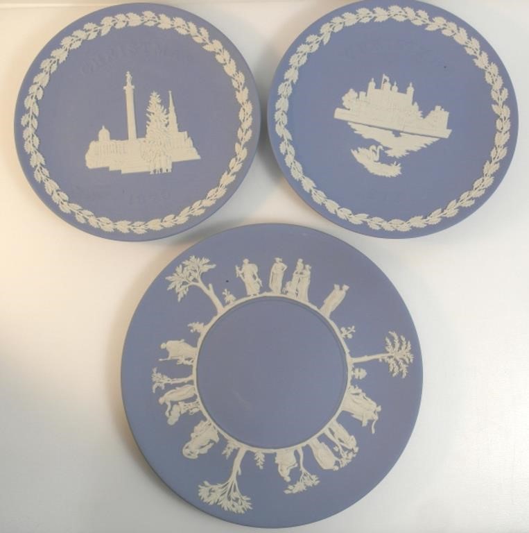 3 WEDGWOOD BLUE JASPERWARE PLATES