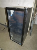 1 DOOR LIGHTED REFRIGERATOR