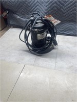 Working sump pump comes with float