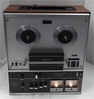 Sony TC-9680 Reel To Reel Tape Player.  Powers