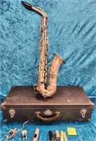 11 - VINTAGE SAXOPHONE W/ CASE (A44)