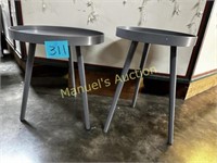 (2) LAVISH HOME ROUND END TABLES