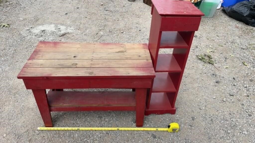 33 x 21x 17 inch Bench , side shelf