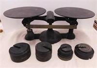 Antique Chatillon cast iron balance scales with